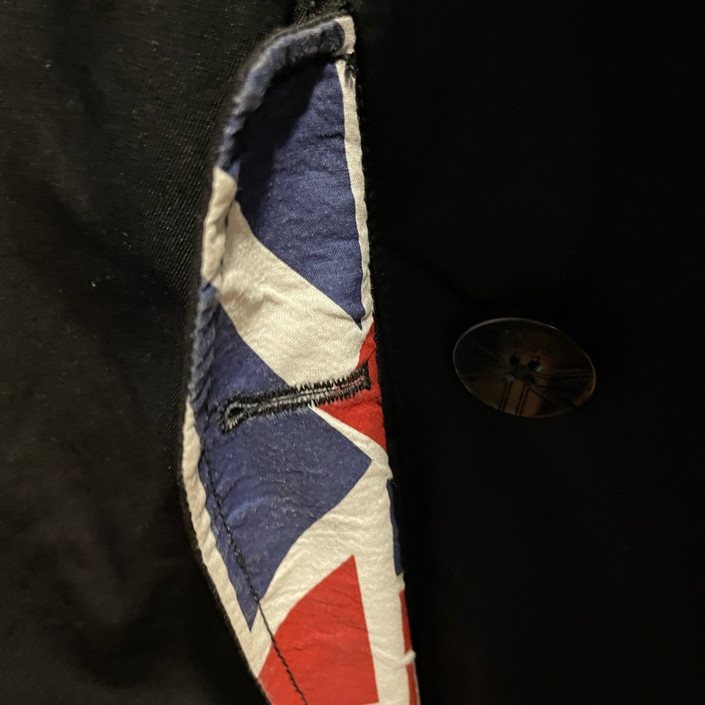 Women’s Black-BRITISH RACING INTERIOR MINI COOPER COAT. Two inside pockets - Picture 4 of 15